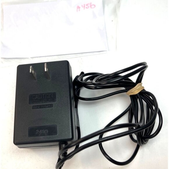 Matsushita RF-EA4403 AC Adaptor 120V 60Hz 8W Output DC 4.5V 600mA Class 2 Power - Picture 4 of 4